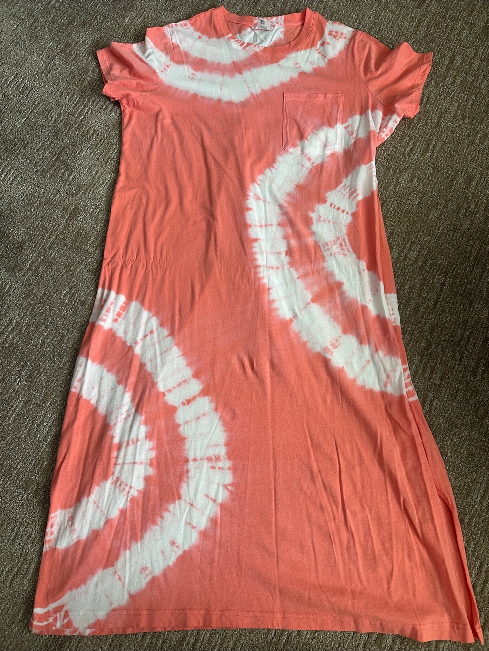 Time and Tru Coral and White Tie-Dye Short Sleeve Maxi Dress